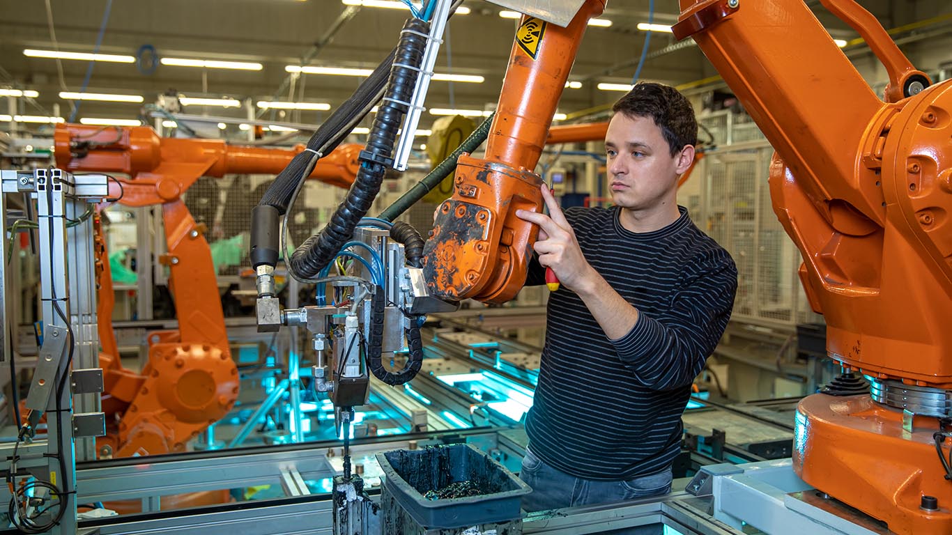 Top Benefits of the Robotics in Manufacturing